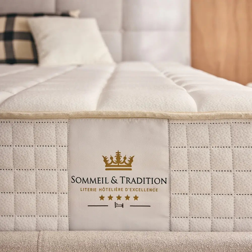 Pocket spring and memory foam mattress - MAGELLAN 30cm