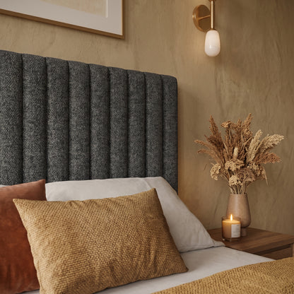 Lit BOXSPRING ROCHELLE - Avec tête de lit, coffre intégré, matelas ressorts ensachés inclus